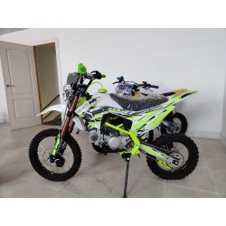 MonsterPRO APEX 125 XXL 96cm asiento suelo con luz